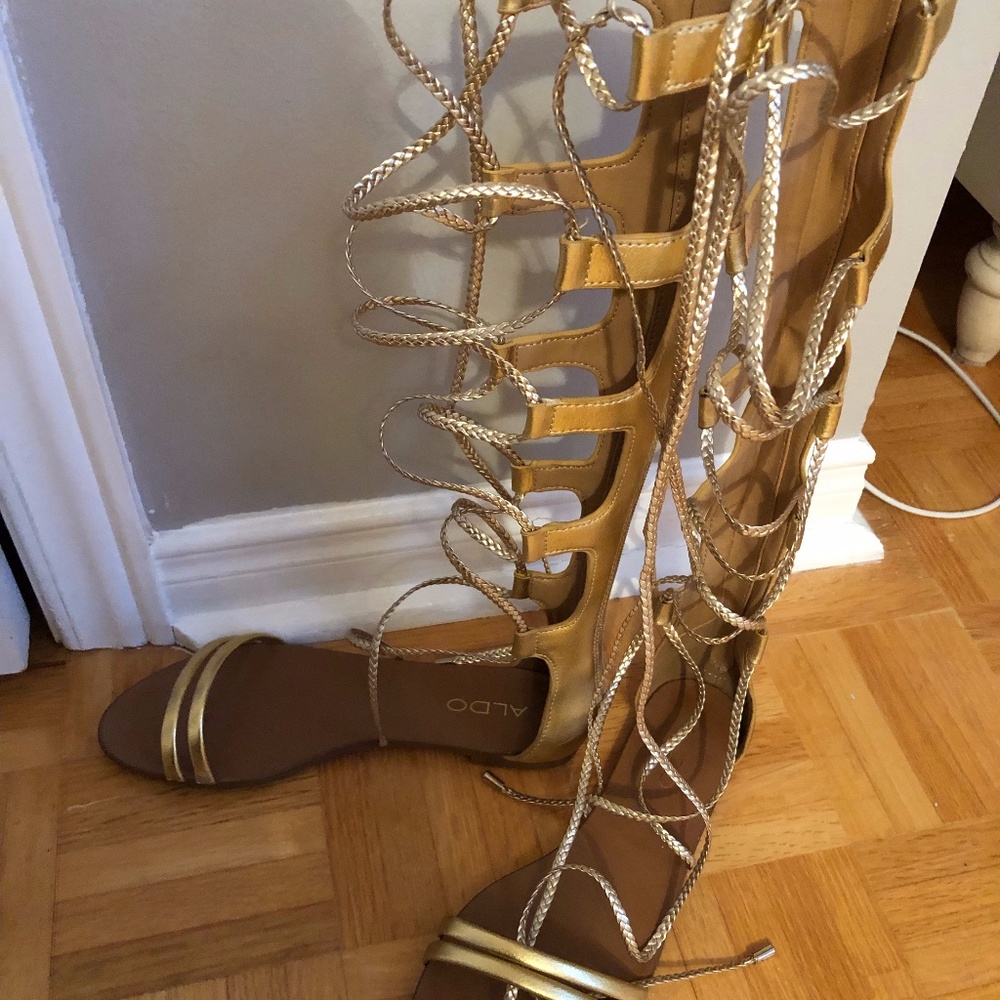 Alligator Sandals- Gold